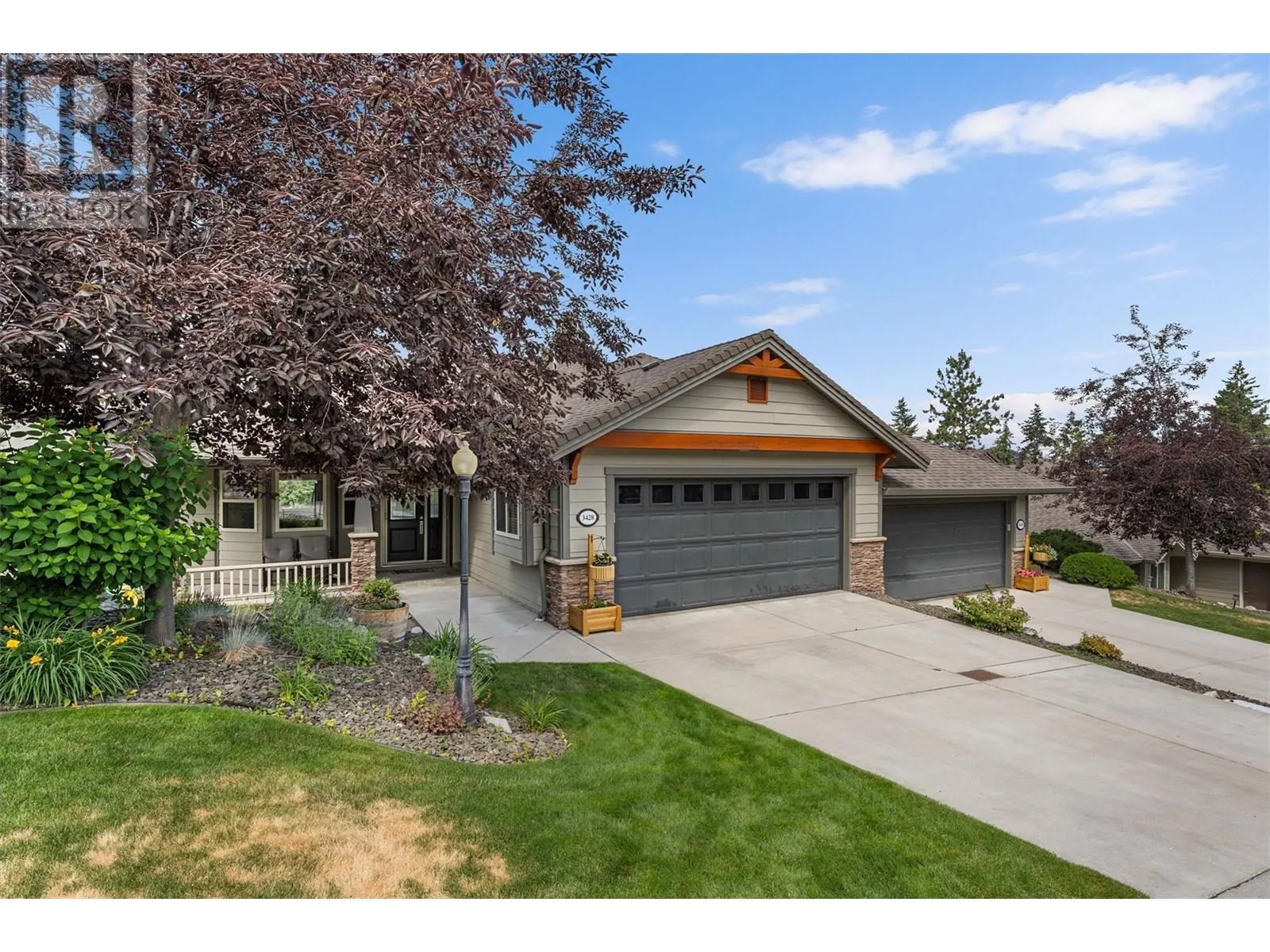 3428 Camelback Drive