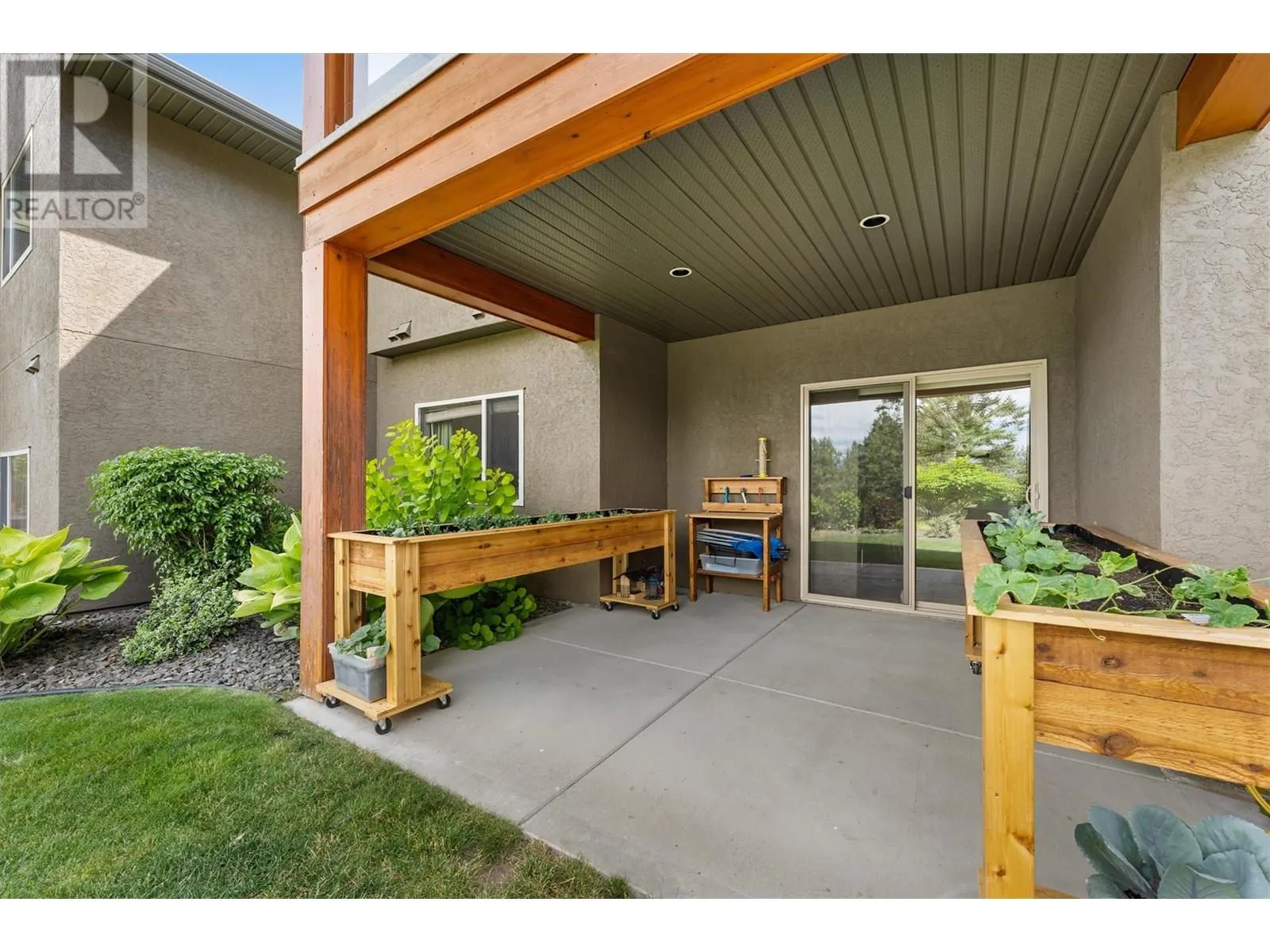 3428 Camelback Drive