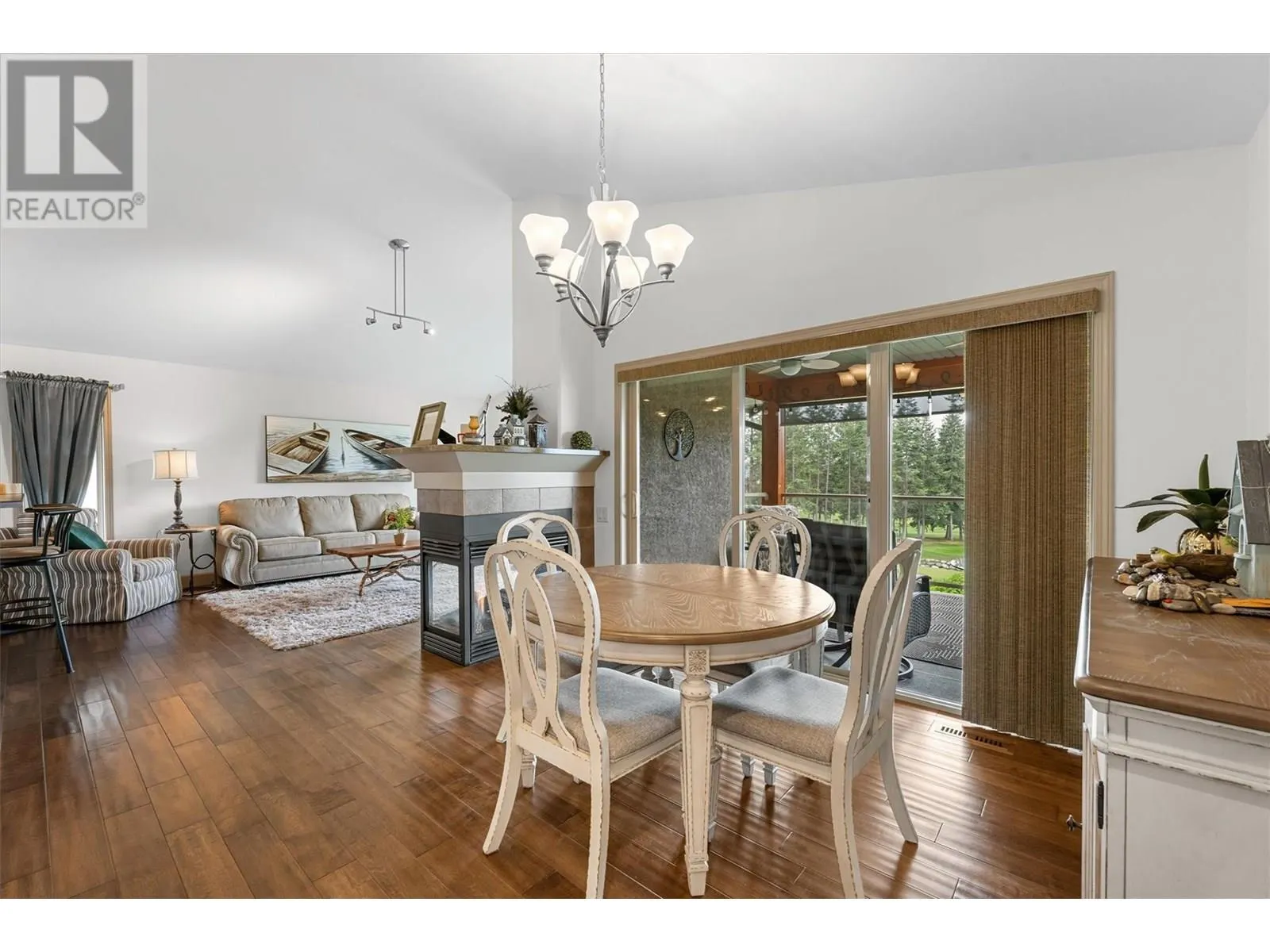 3428 Camelback Drive