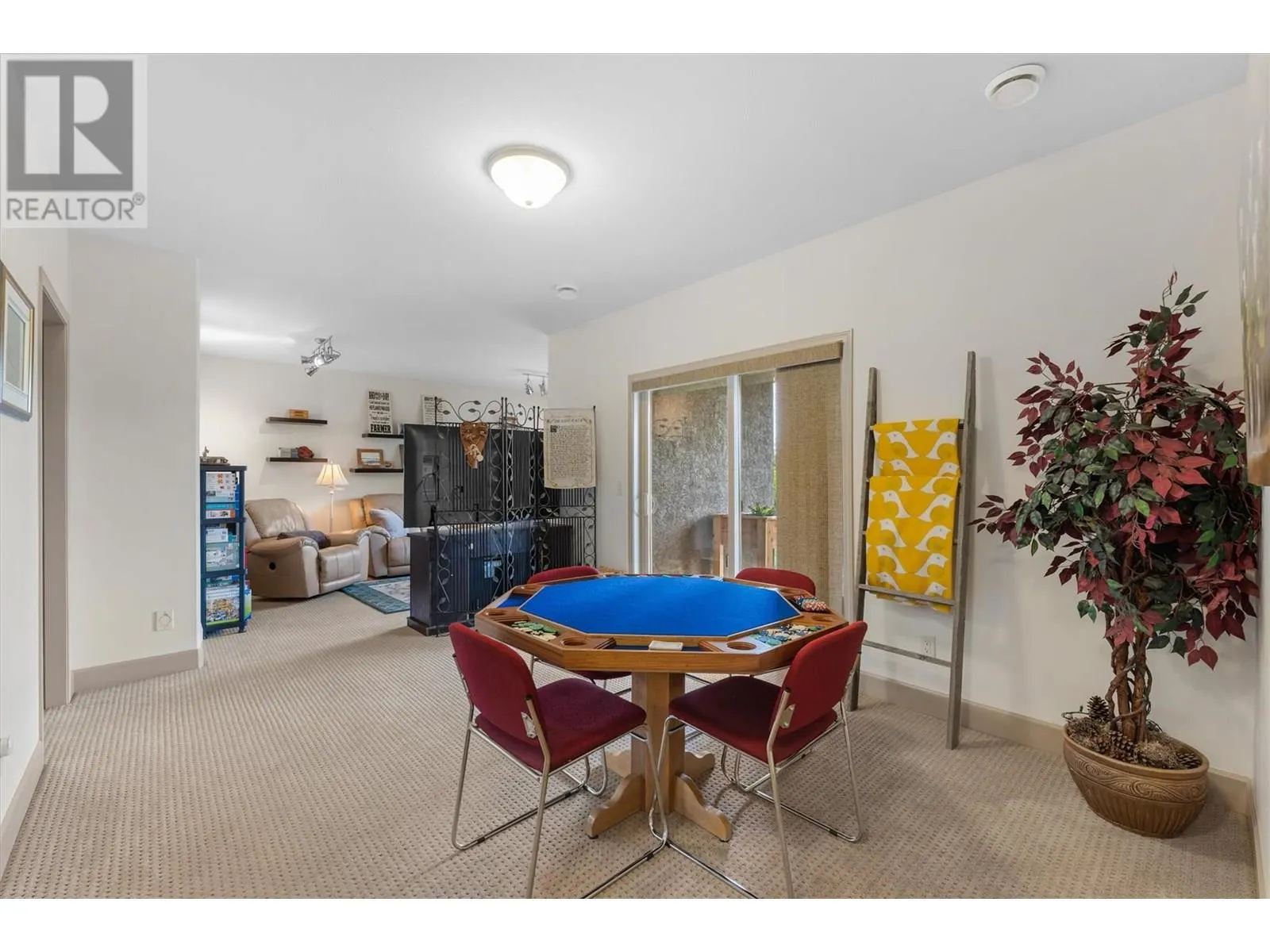 3428 Camelback Drive