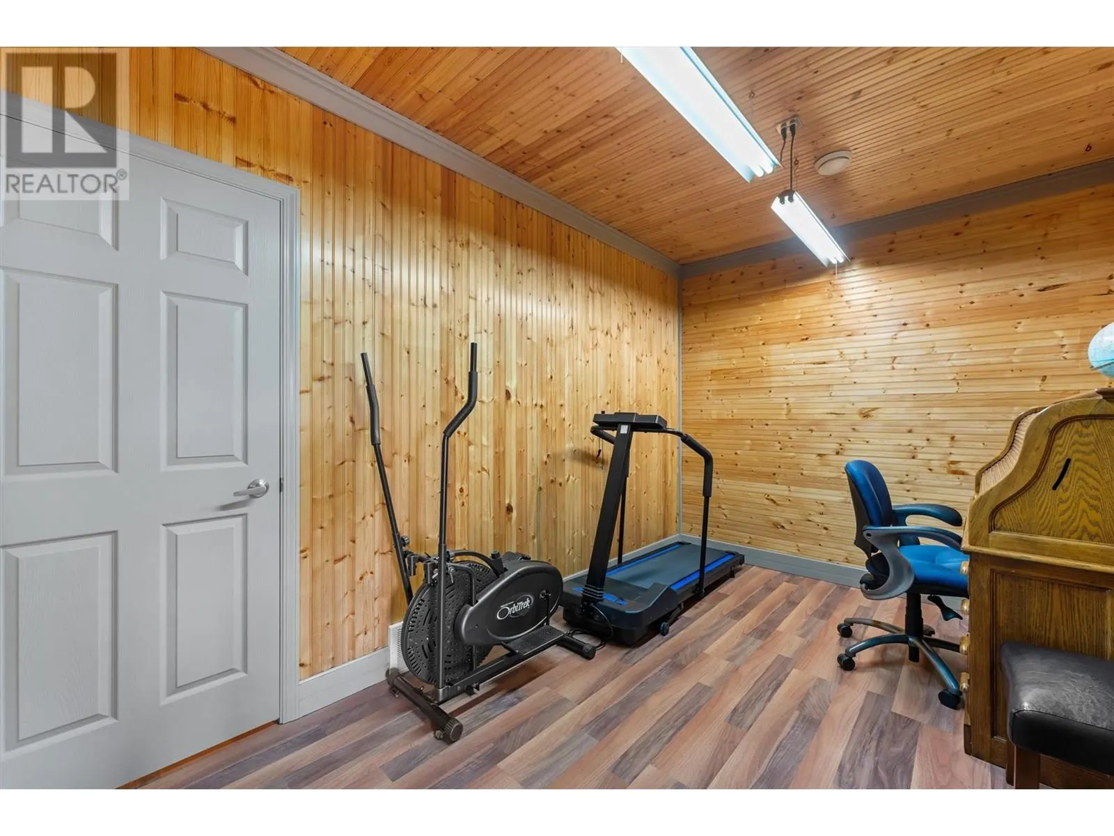 3428 Camelback Drive