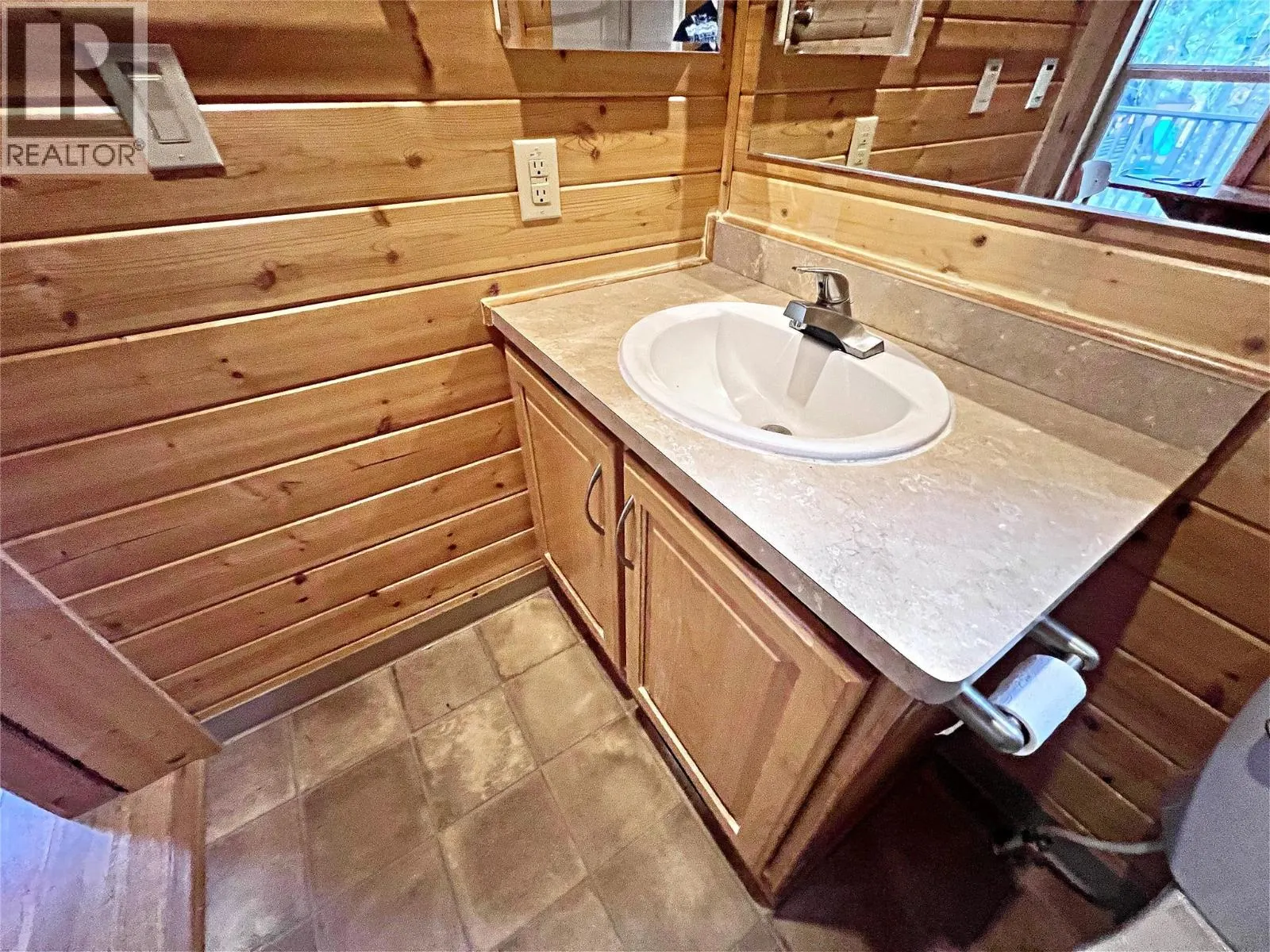 4835 Paradise Valley Drive Unit# 9