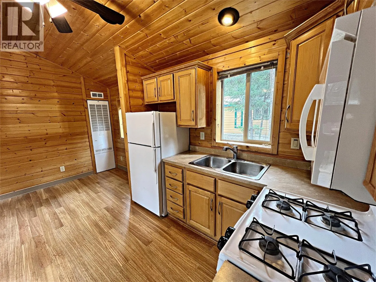 4835 Paradise Valley Drive Unit# 9