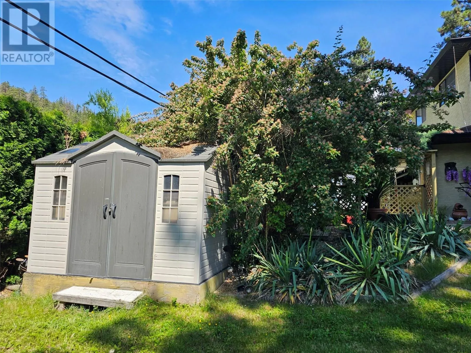 599 Clifton Road