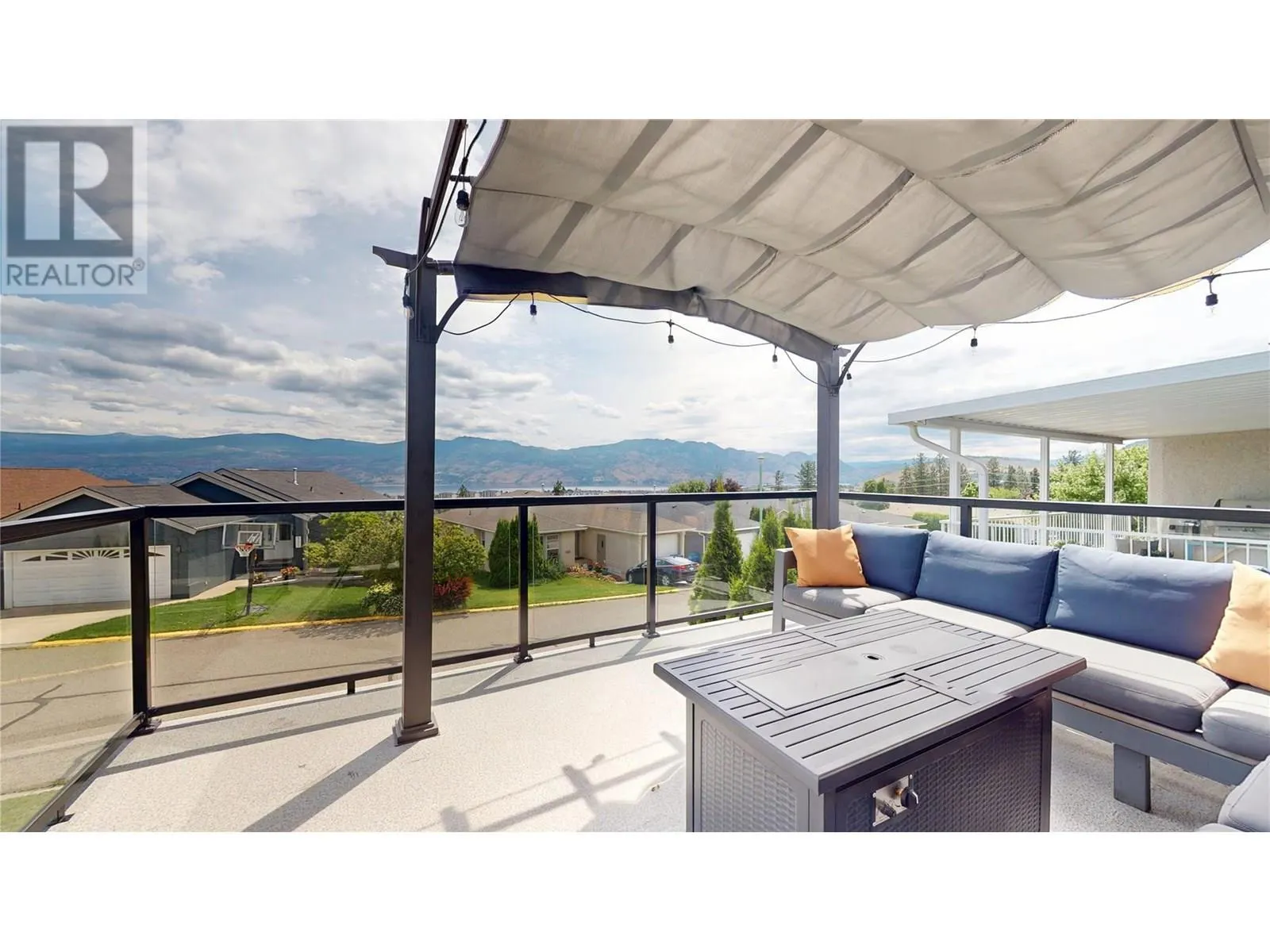 2440 Old Okanagan Highway Unit# 314
