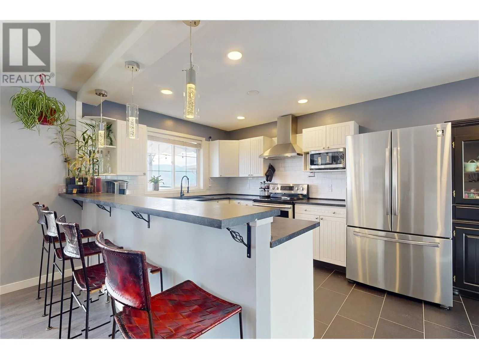 2440 Old Okanagan Highway Unit# 314