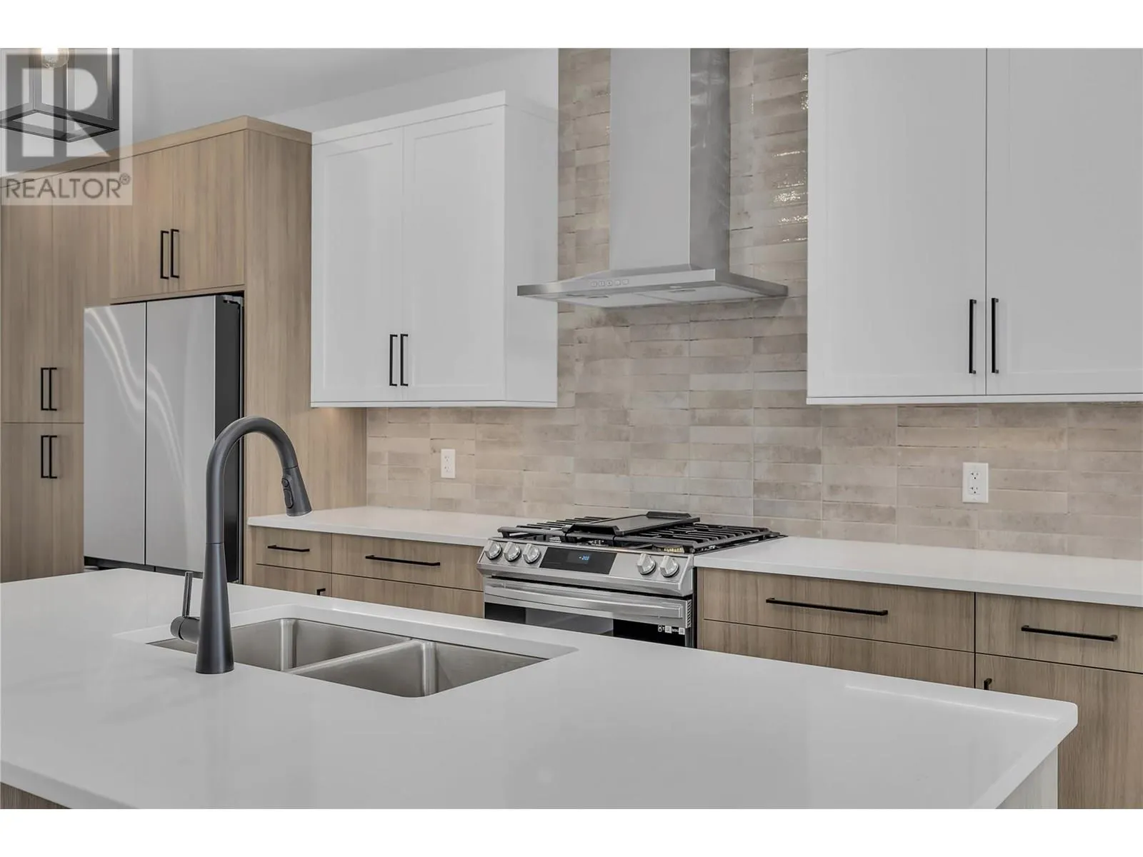 2835 Canyon Crest Drive Unit# 7