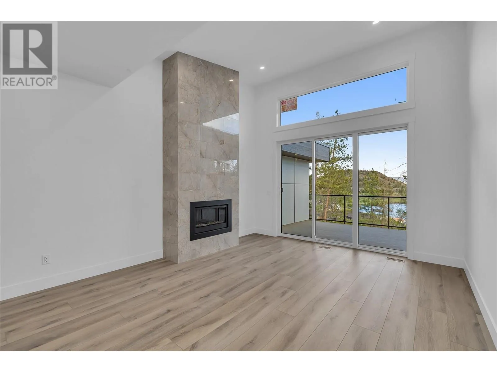 2835 Canyon Crest Drive Unit# 7