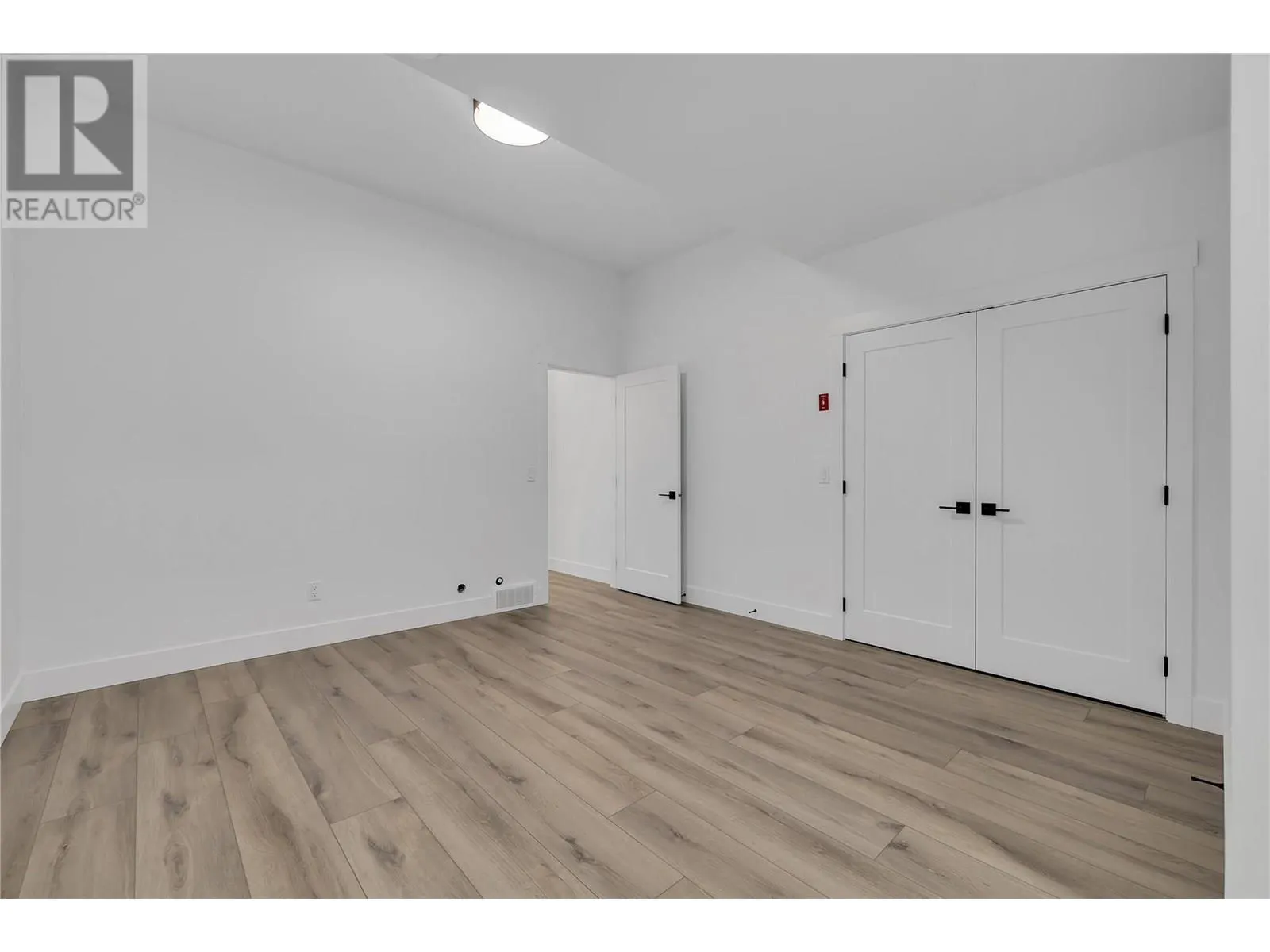 2835 Canyon Crest Drive Unit# 7