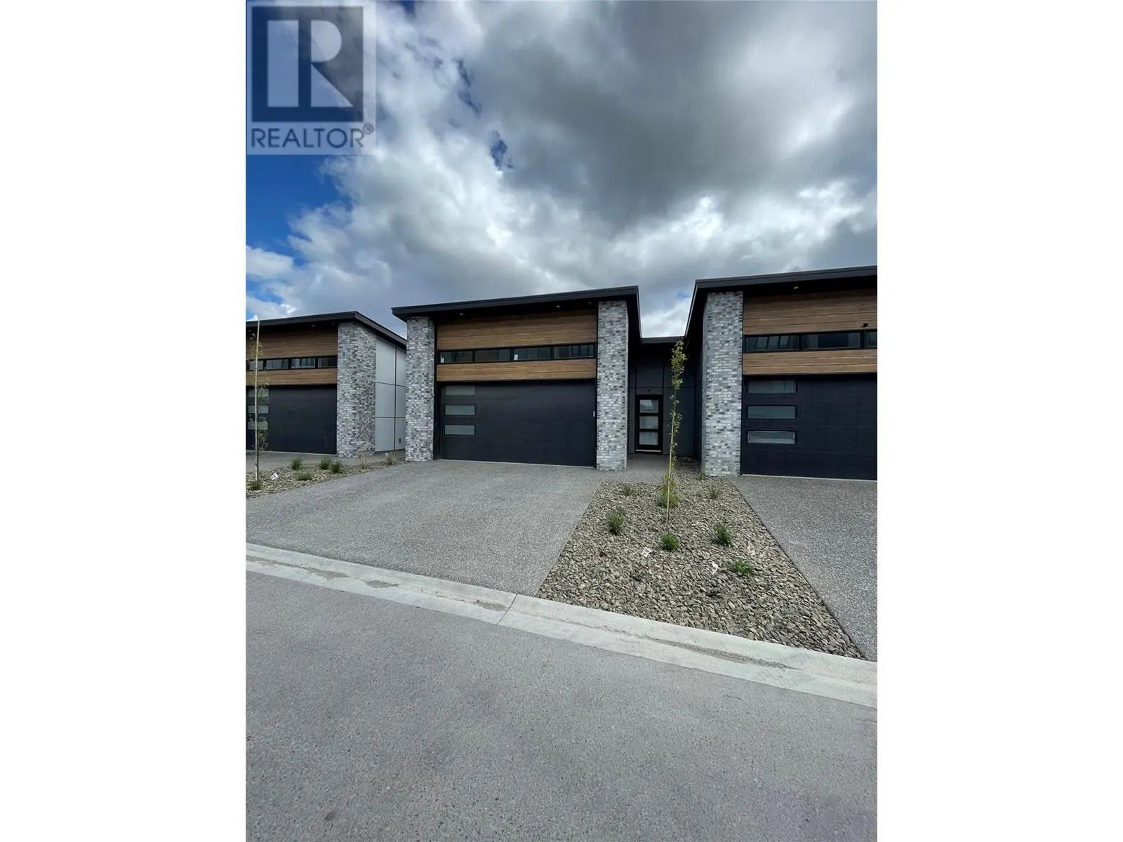 2835 Canyon Crest Drive Unit# 7