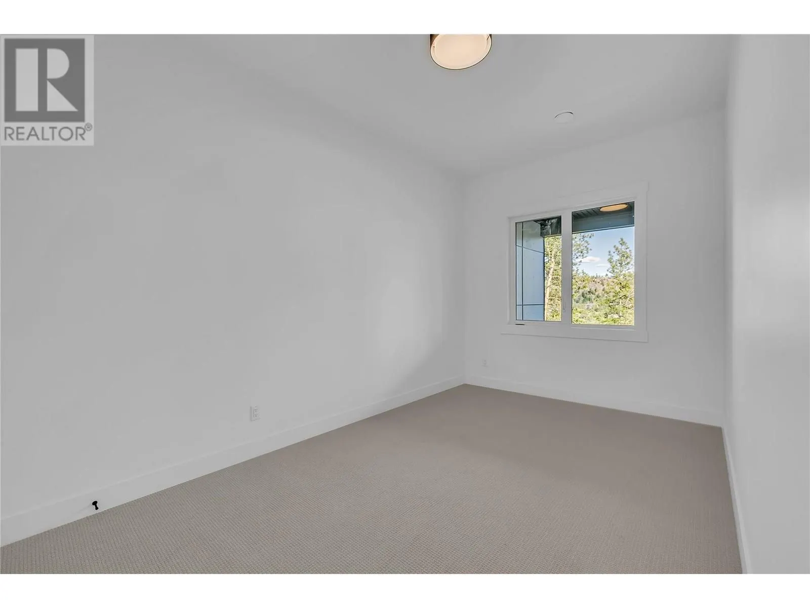 2835 Canyon Crest Drive Unit# 7