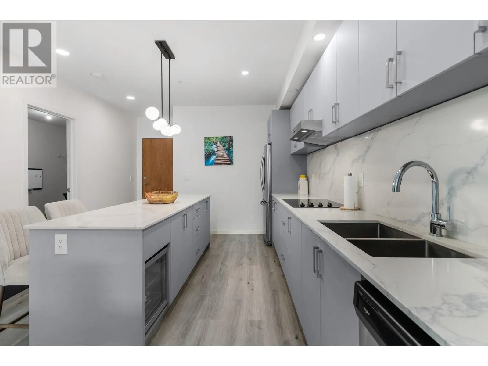 880 Saucier Avenue Unit# 207