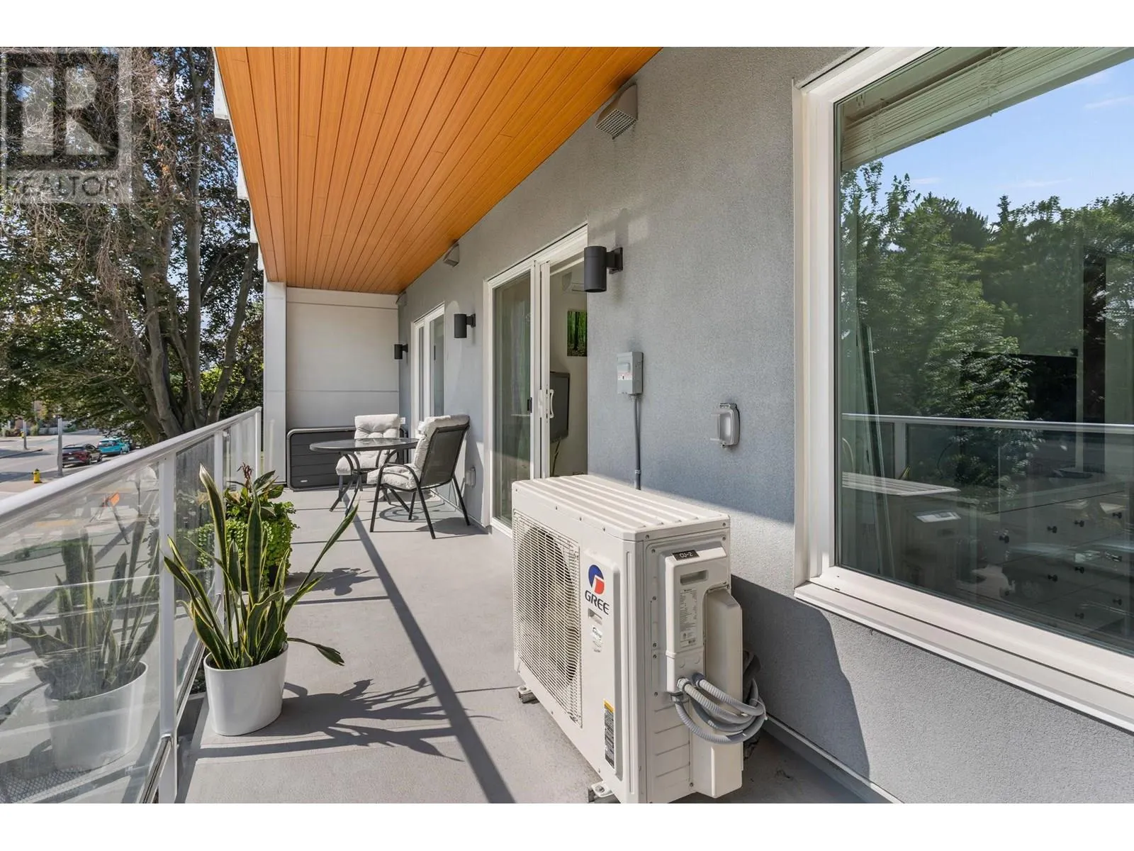 880 Saucier Avenue Unit# 207