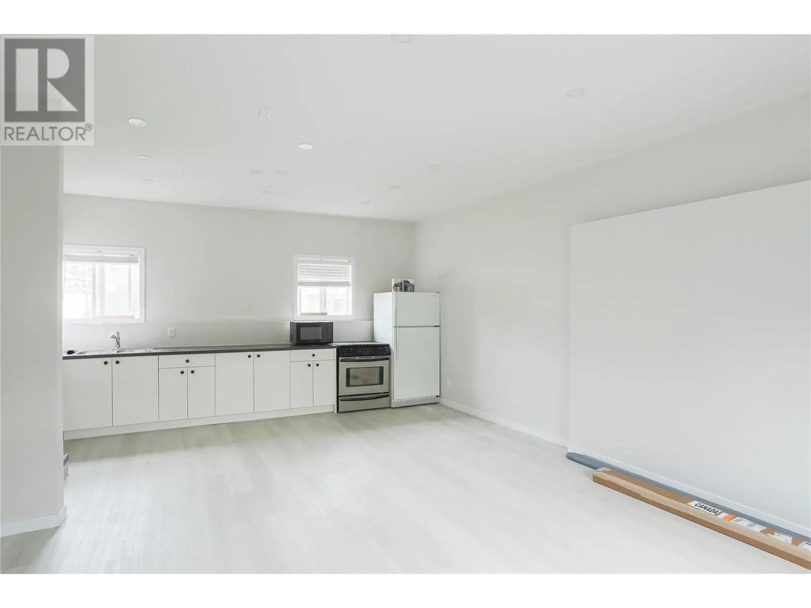 785 Clement Avenue