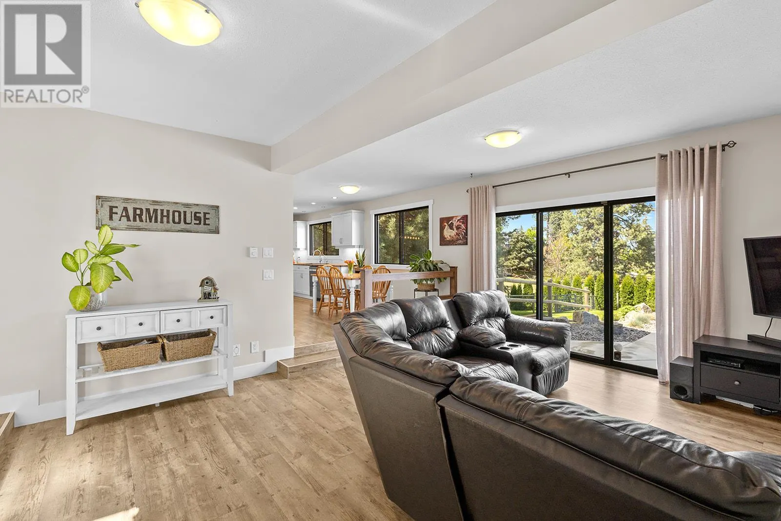 4139 Wallace Hill Road