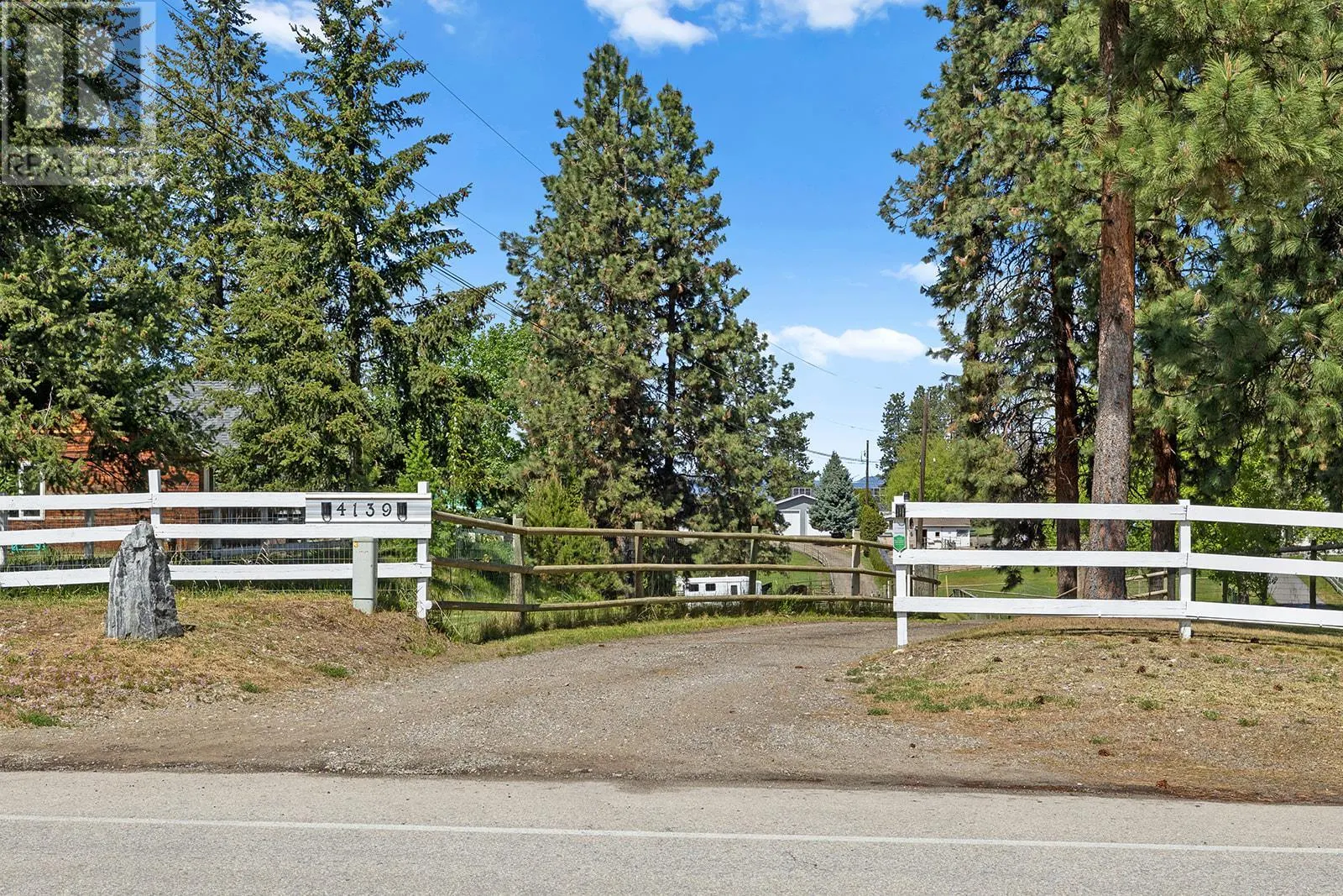 4139 Wallace Hill Road