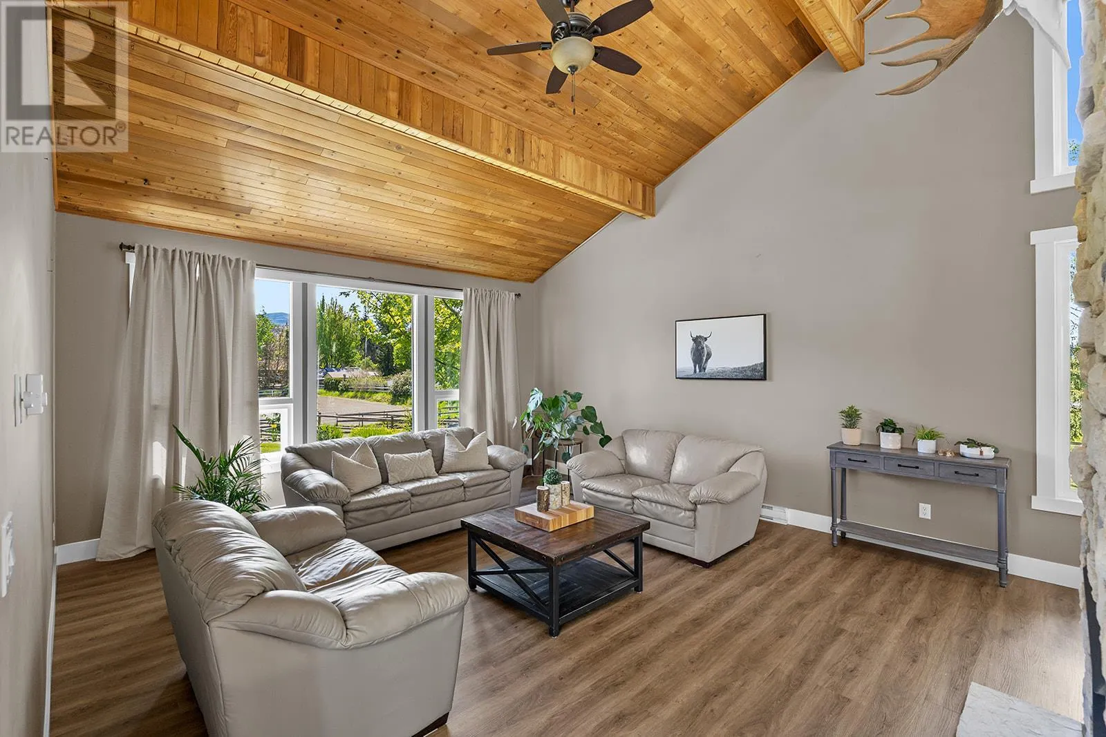 4139 Wallace Hill Road