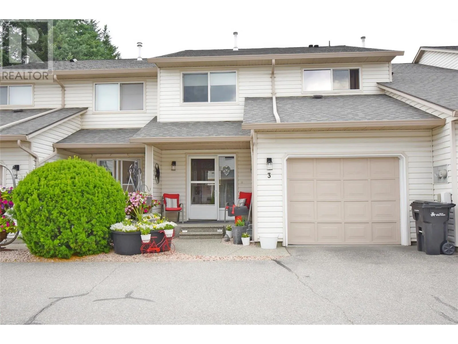4404 20 Street Unit# 3