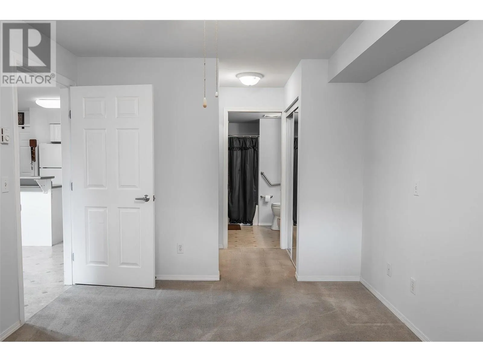 265 Froelich Road Unit# 307