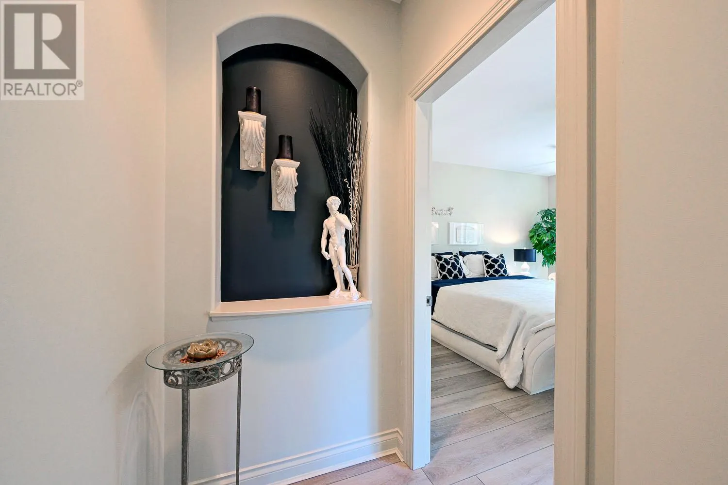 4100 Gallaghers Parkland Drive Unit# 18