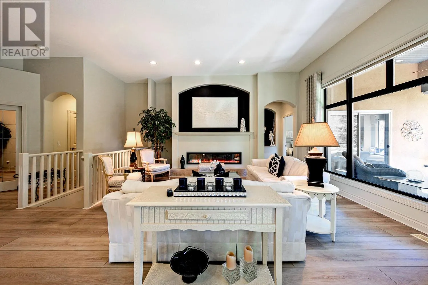 4100 Gallaghers Parkland Drive Unit# 18