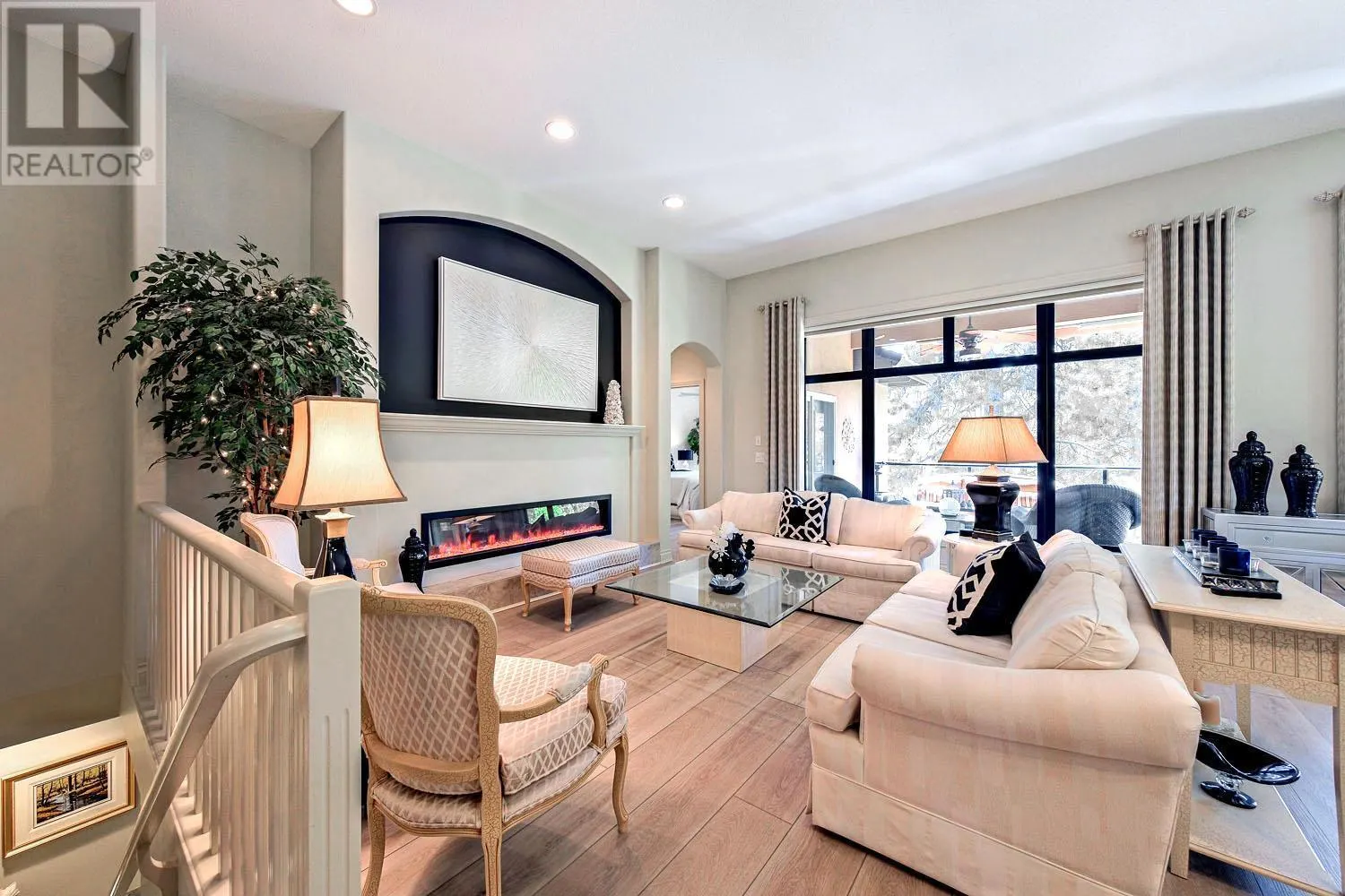 4100 Gallaghers Parkland Drive Unit# 18