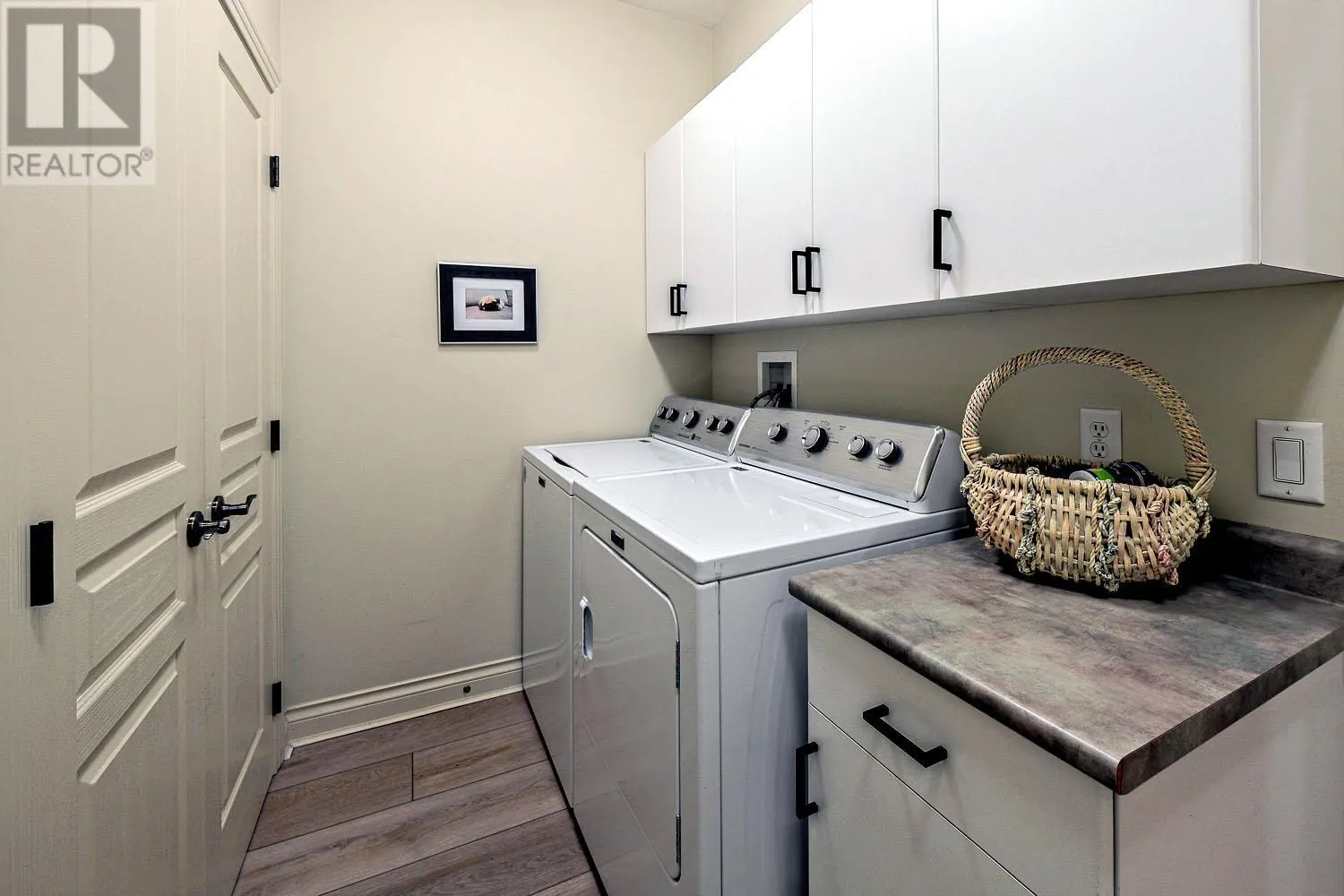 4100 Gallaghers Parkland Drive Unit# 18