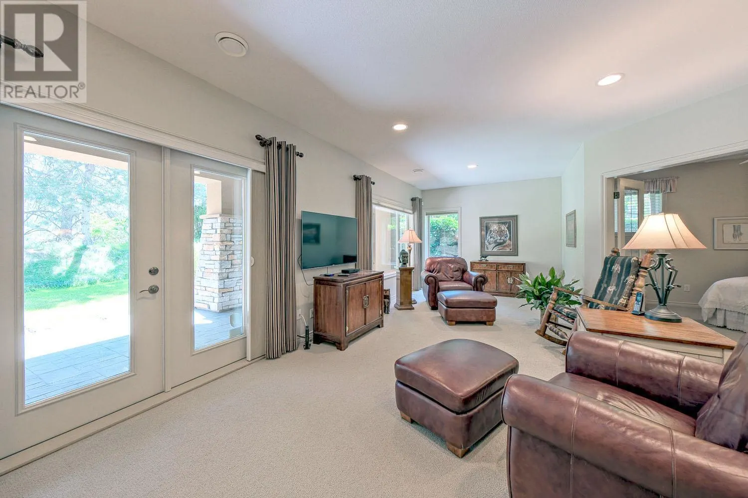 4100 Gallaghers Parkland Drive Unit# 18
