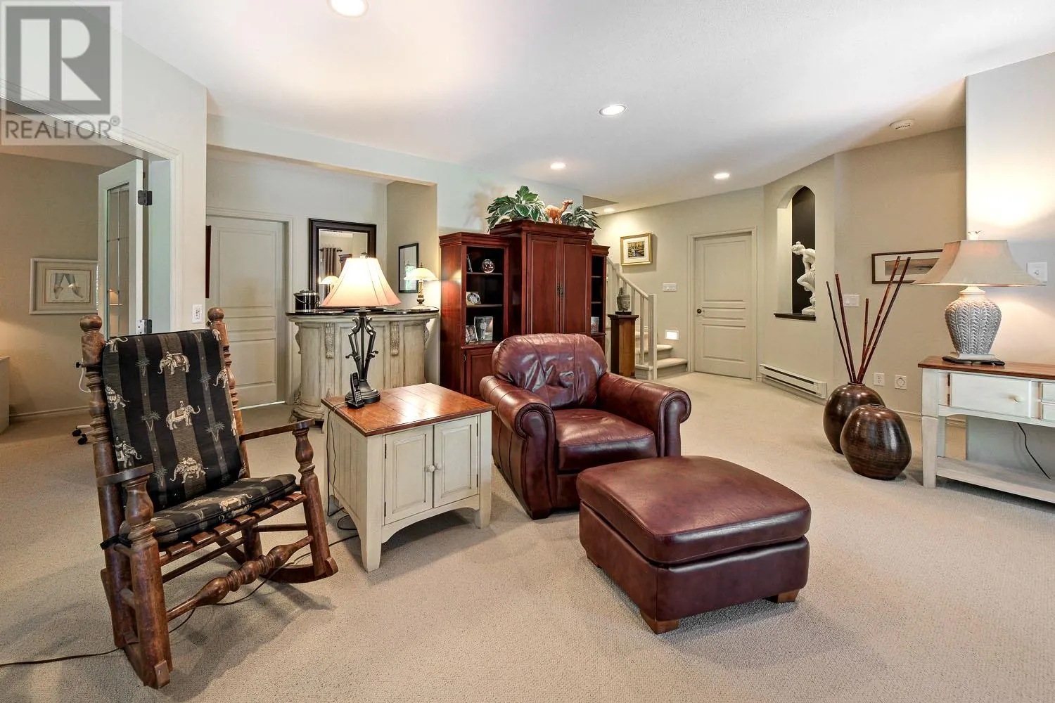 4100 Gallaghers Parkland Drive Unit# 18