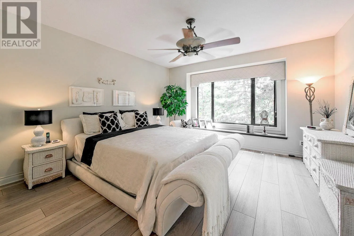 4100 Gallaghers Parkland Drive Unit# 18