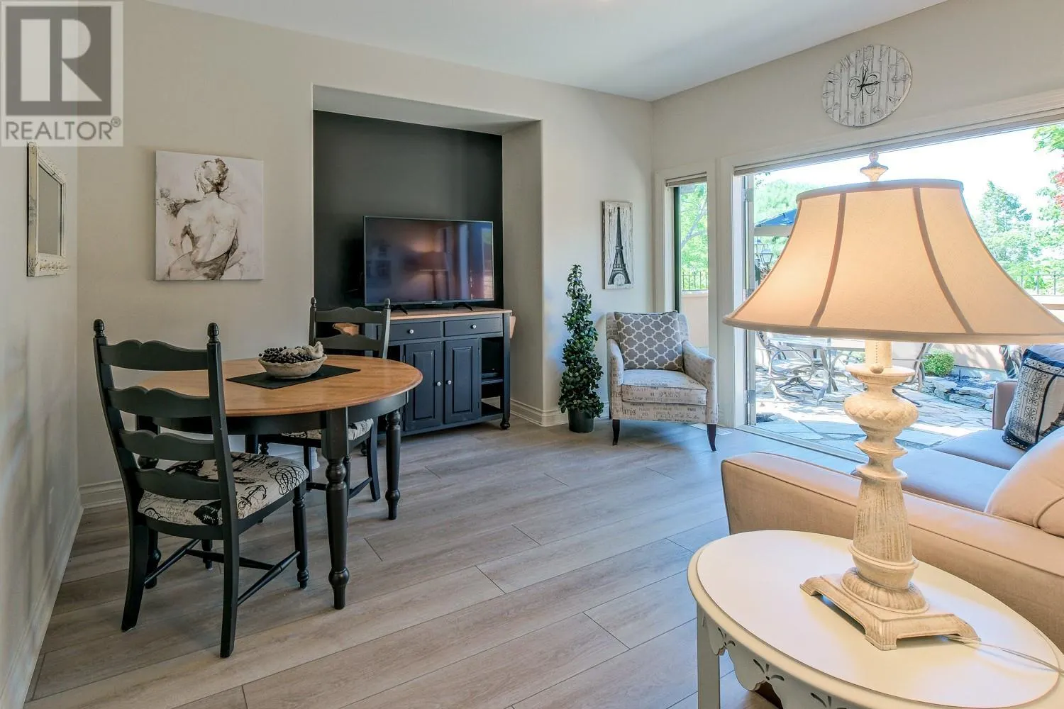 4100 Gallaghers Parkland Drive Unit# 18