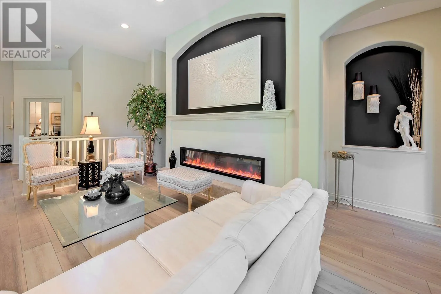 4100 Gallaghers Parkland Drive Unit# 18