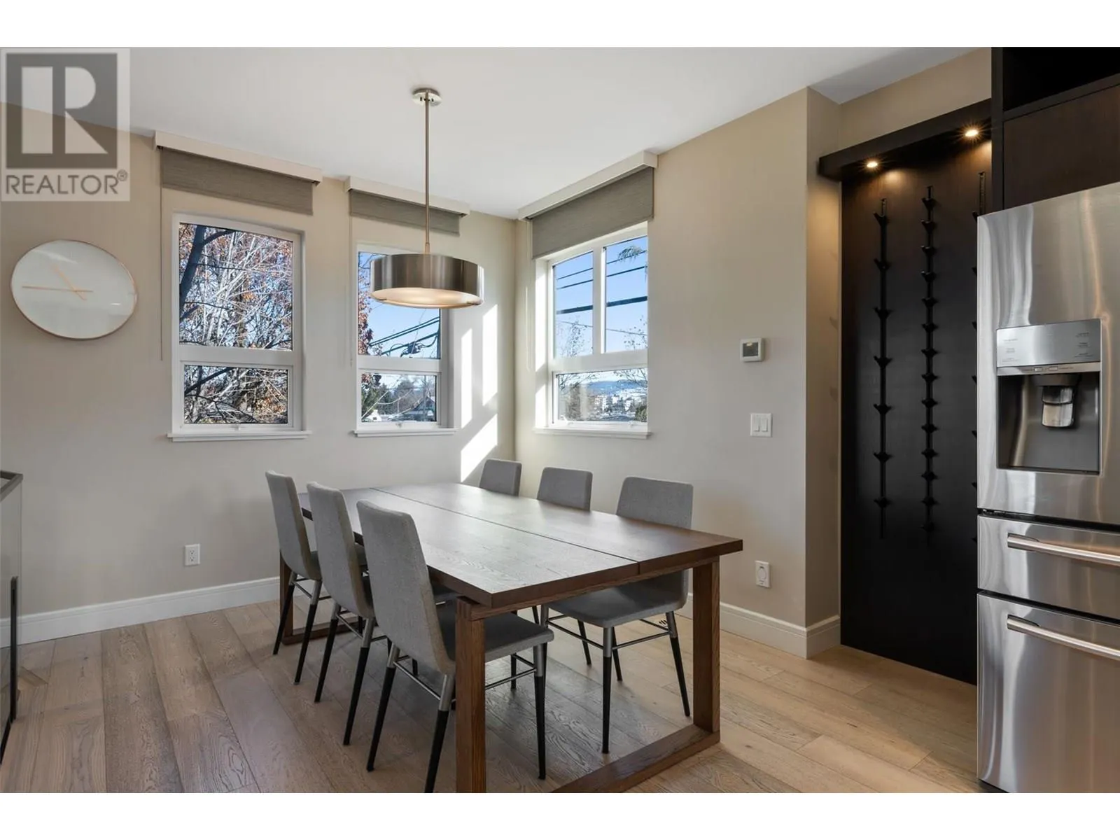 3756 Lakeshore Road Unit# 18