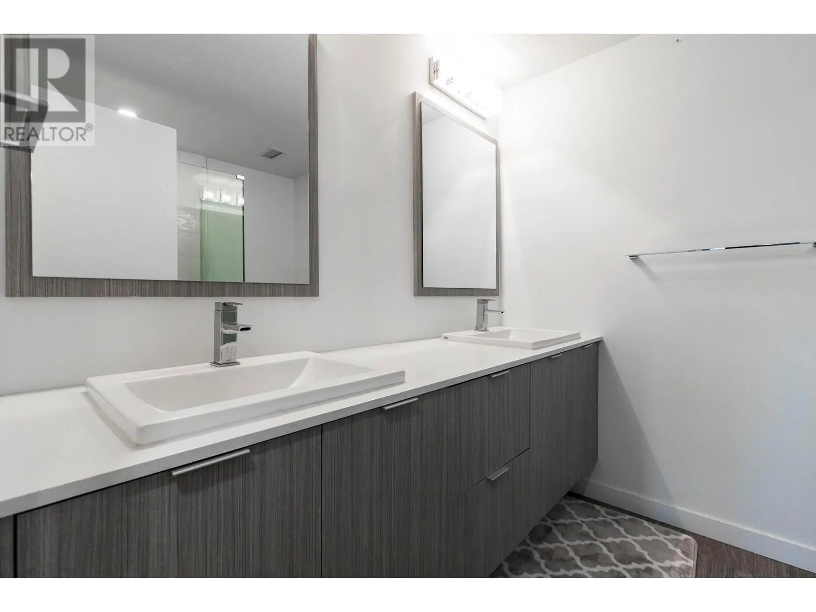 1770 Richter Street Unit# 206