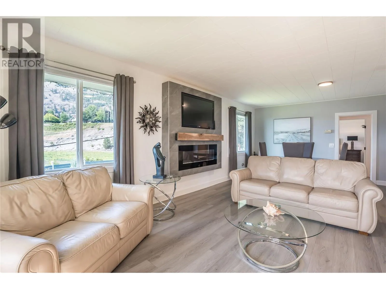 6908 HESPELER Road