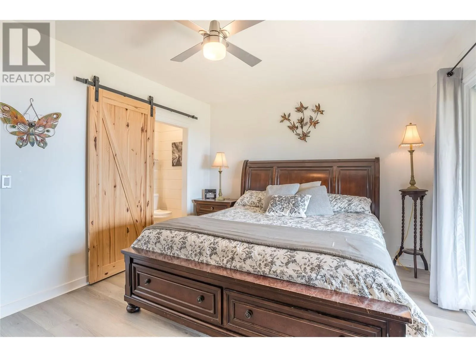 6908 HESPELER Road