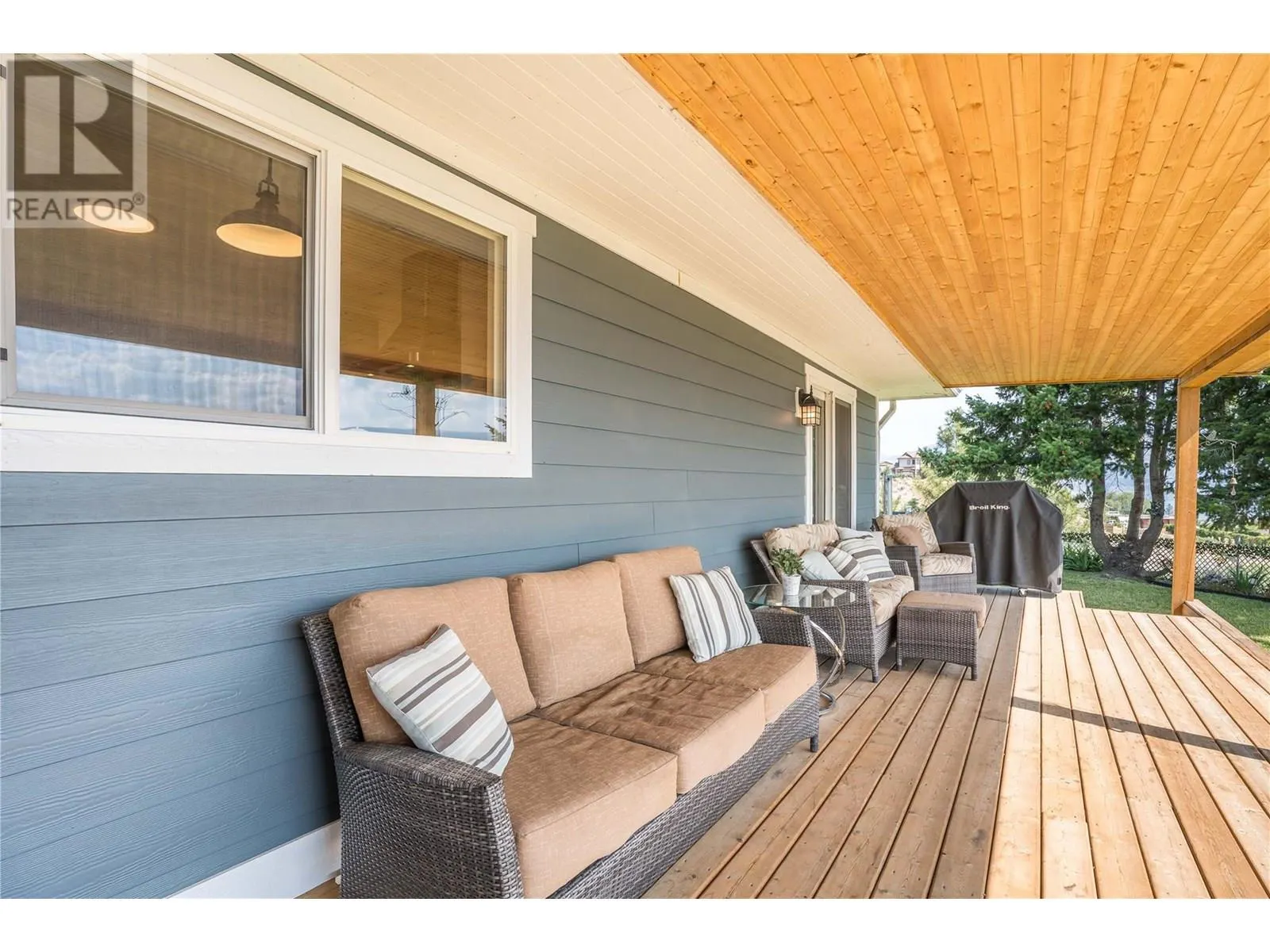 6908 HESPELER Road