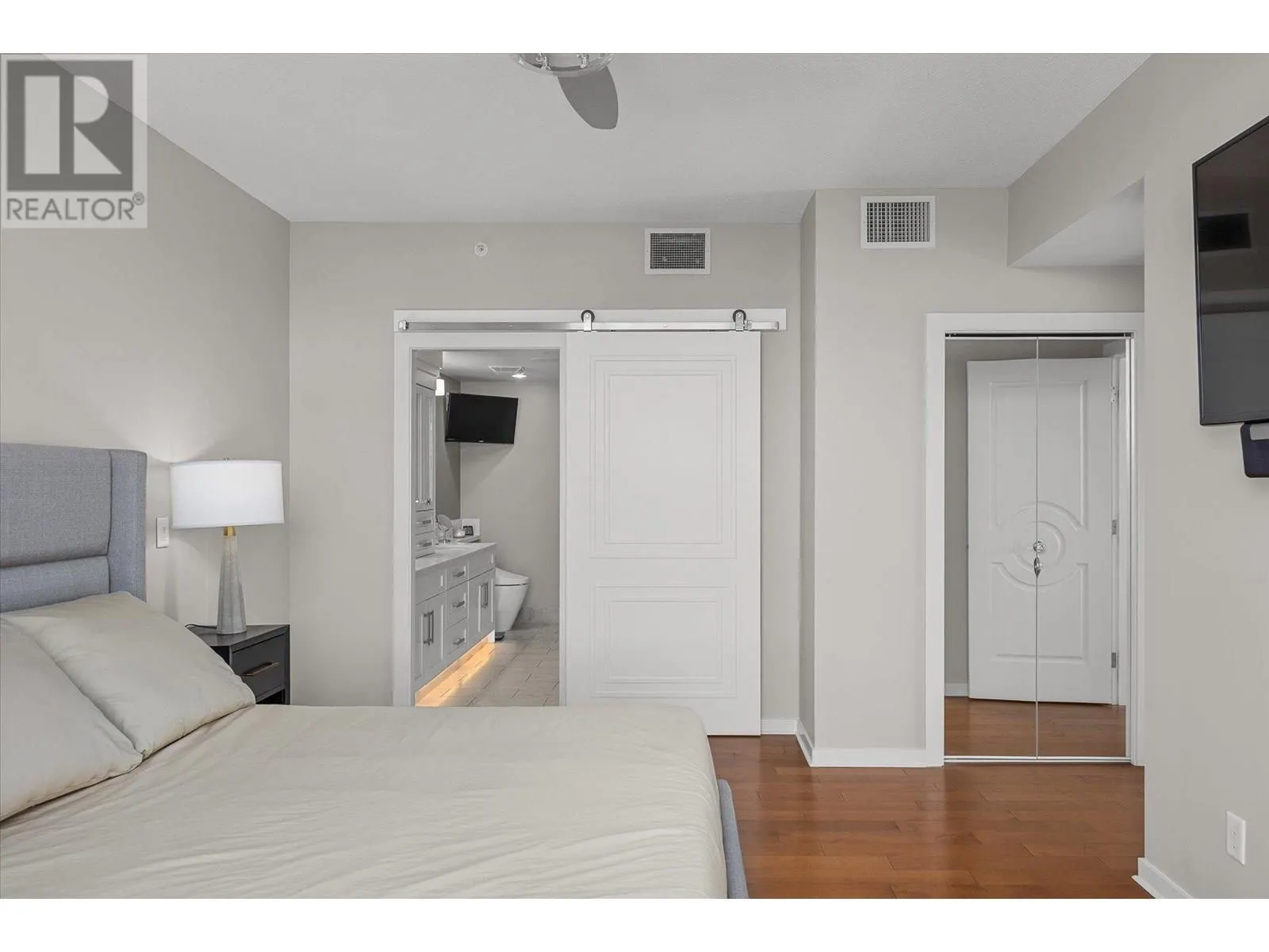 1075 Sunset Drive Unit# 2603