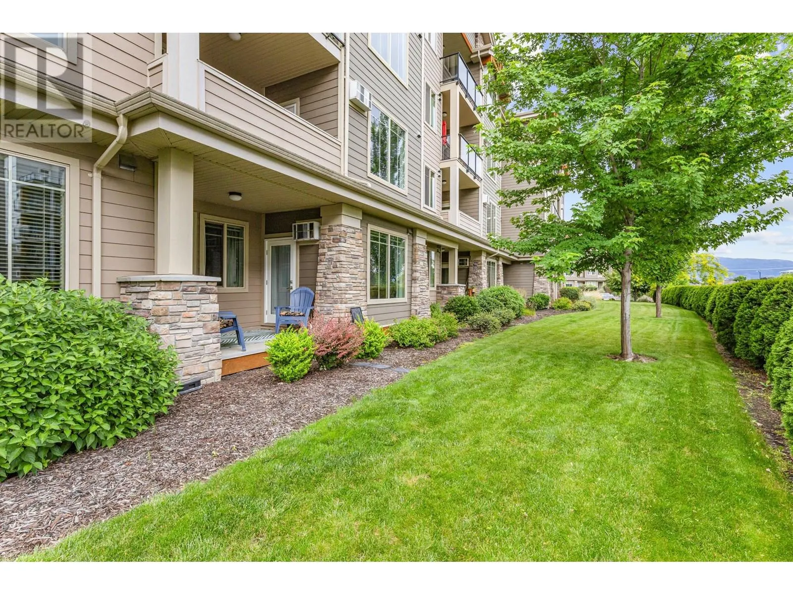 3733 Casorso Road Unit# 109