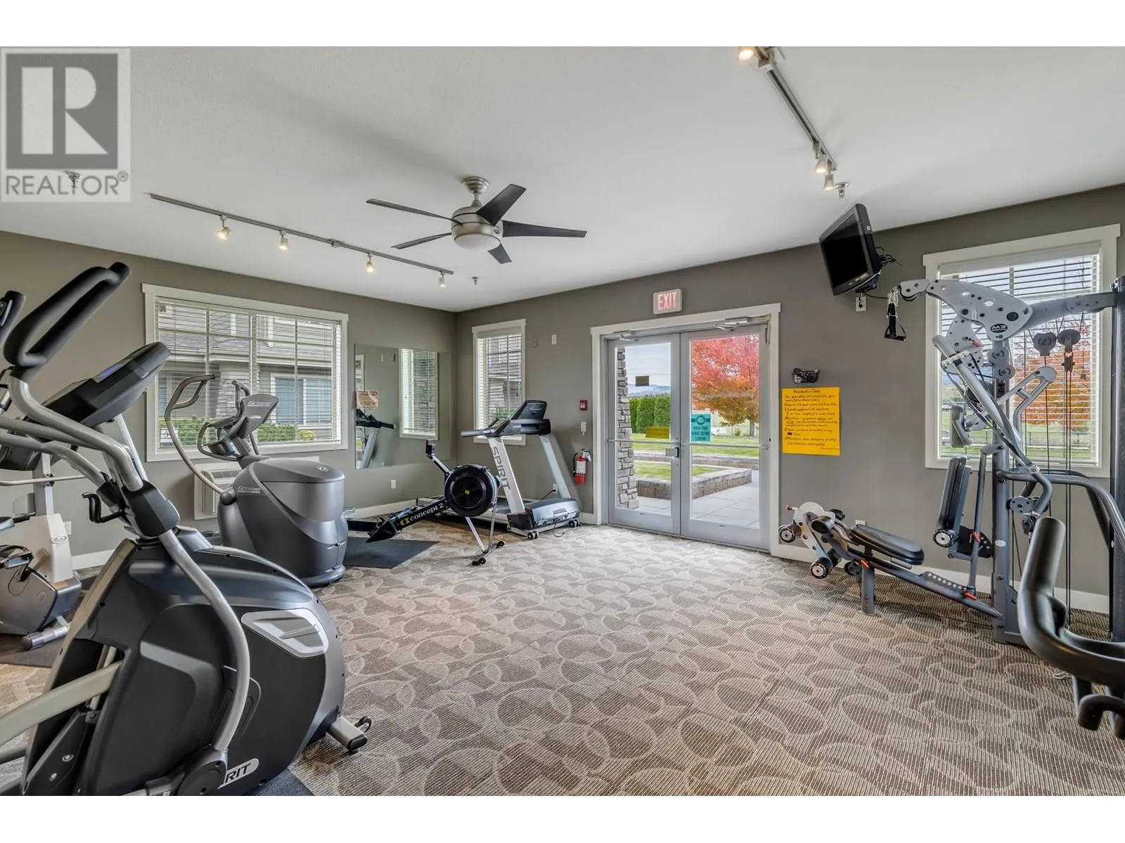 3733 Casorso Road Unit# 109