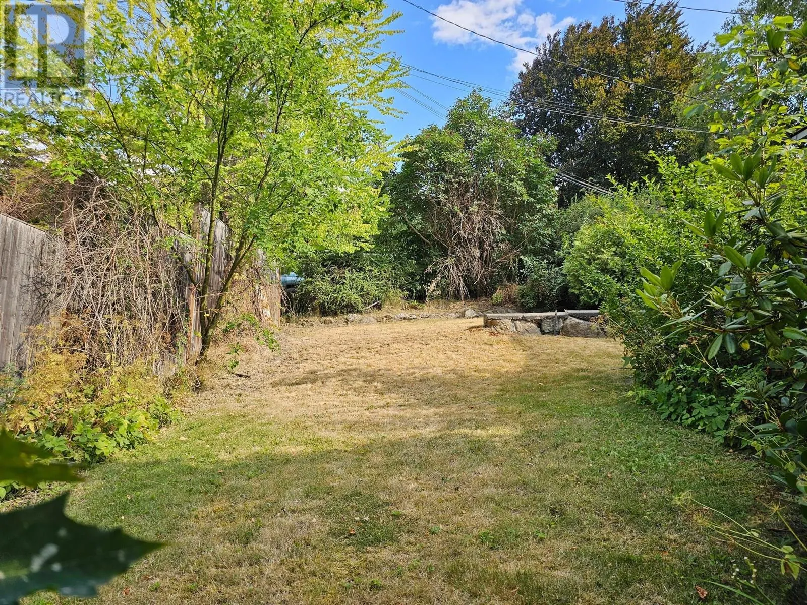 1105 FRONT Street