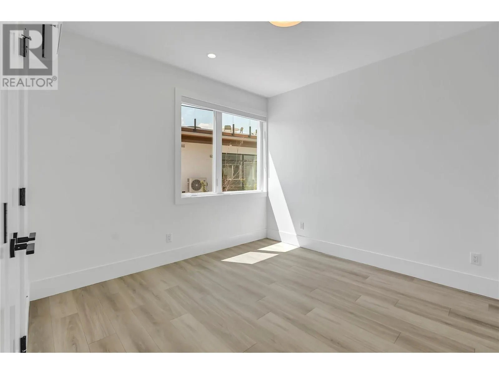 3190 Landry Crescent