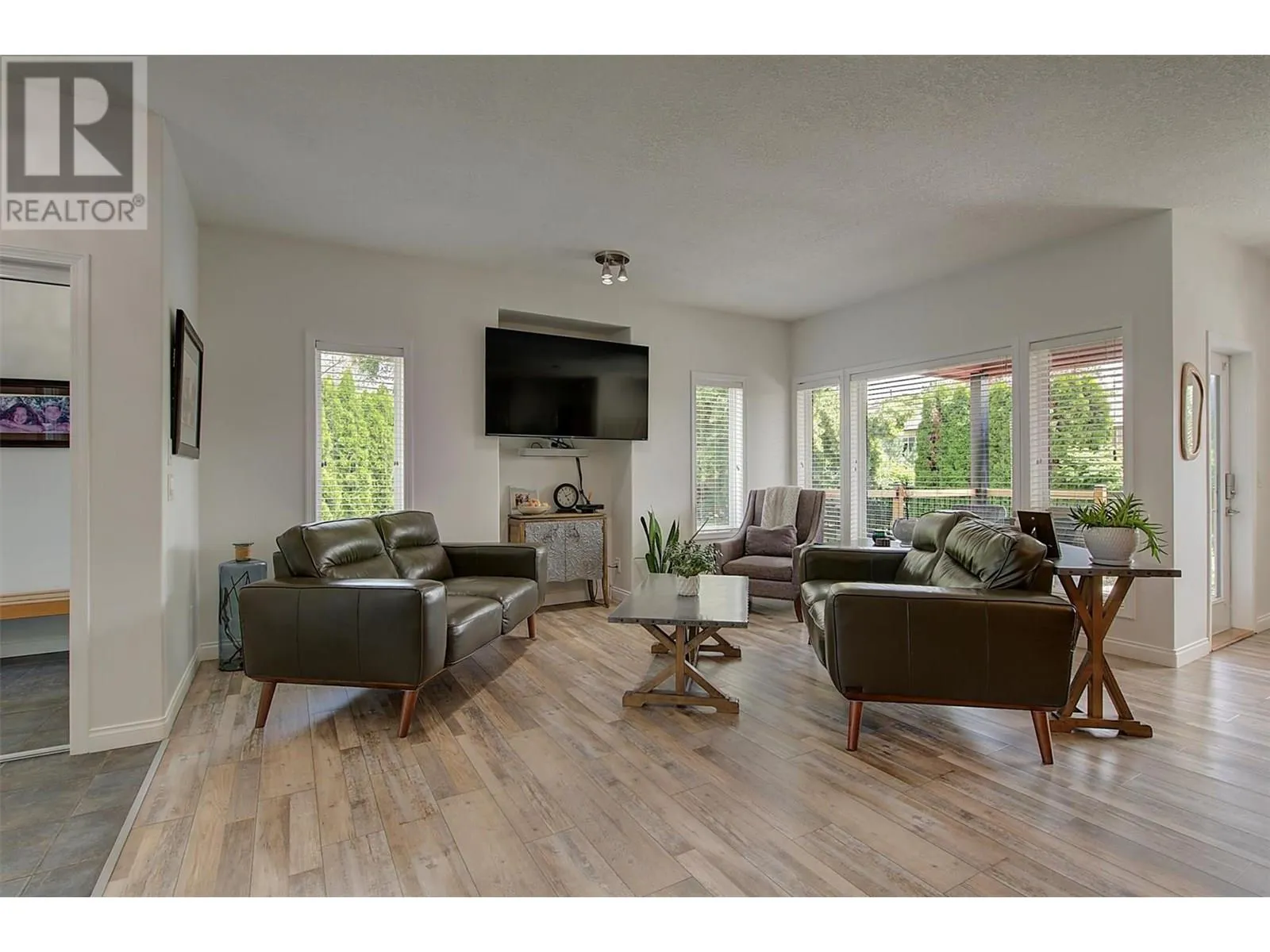 575 Galbraith Court