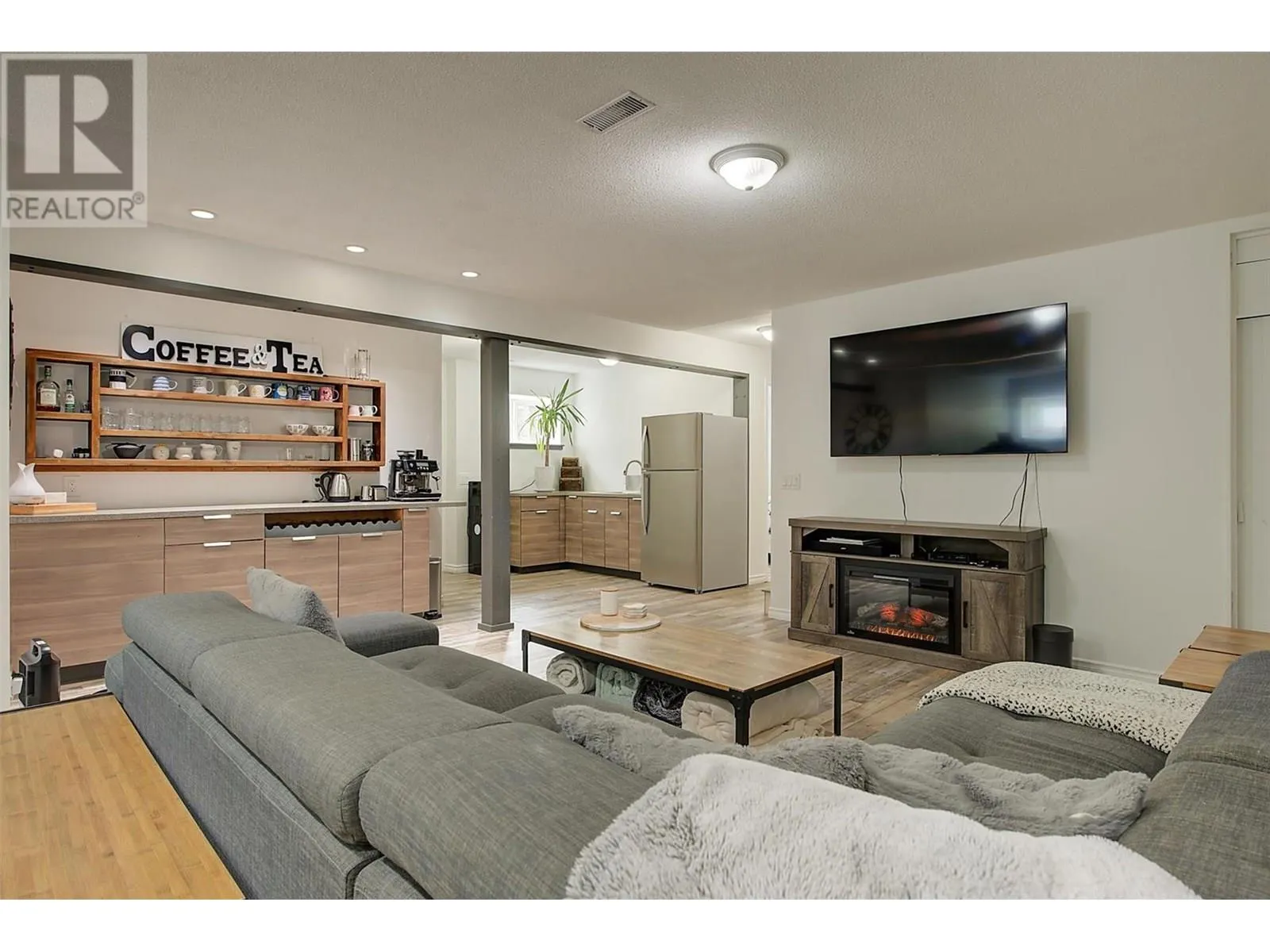 575 Galbraith Court