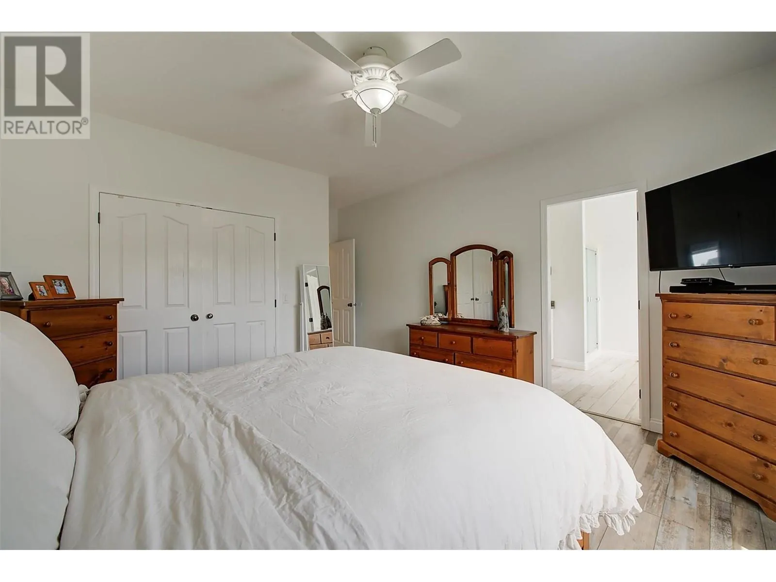 575 Galbraith Court
