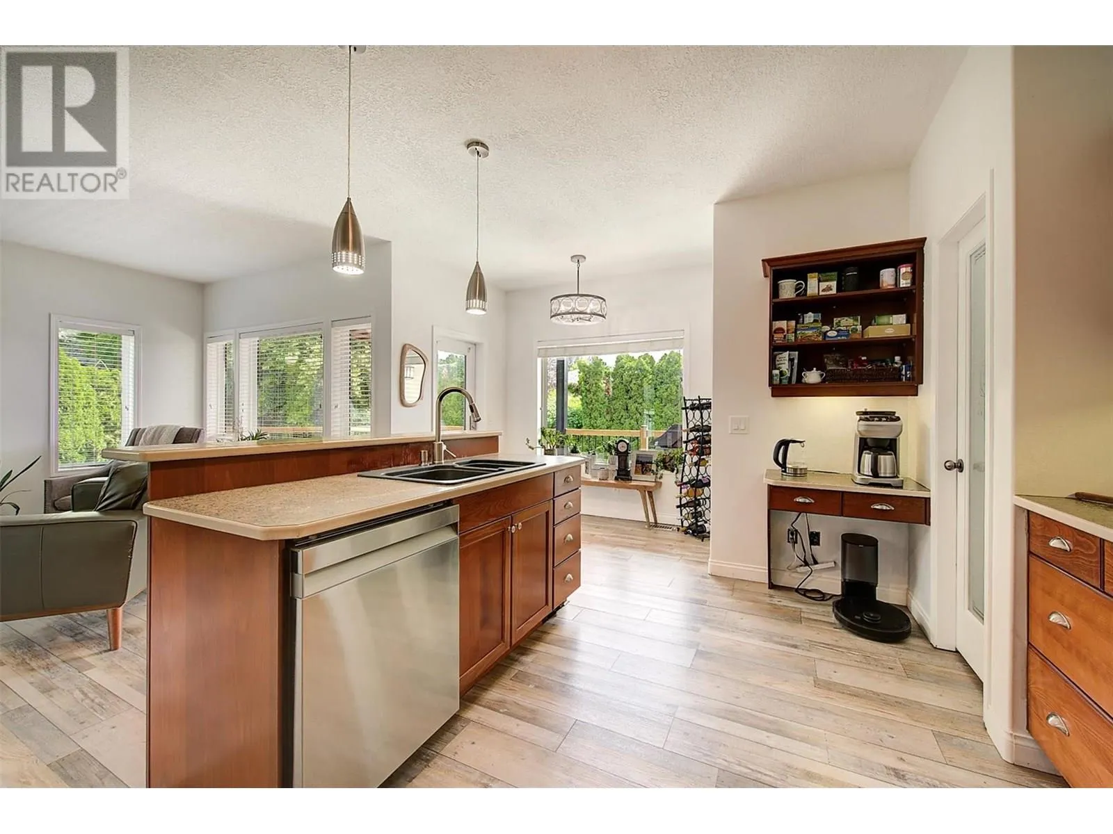 575 Galbraith Court