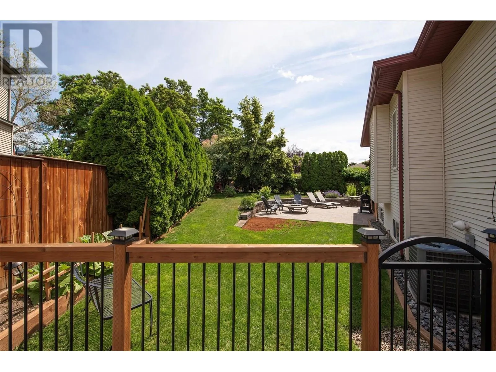575 Galbraith Court