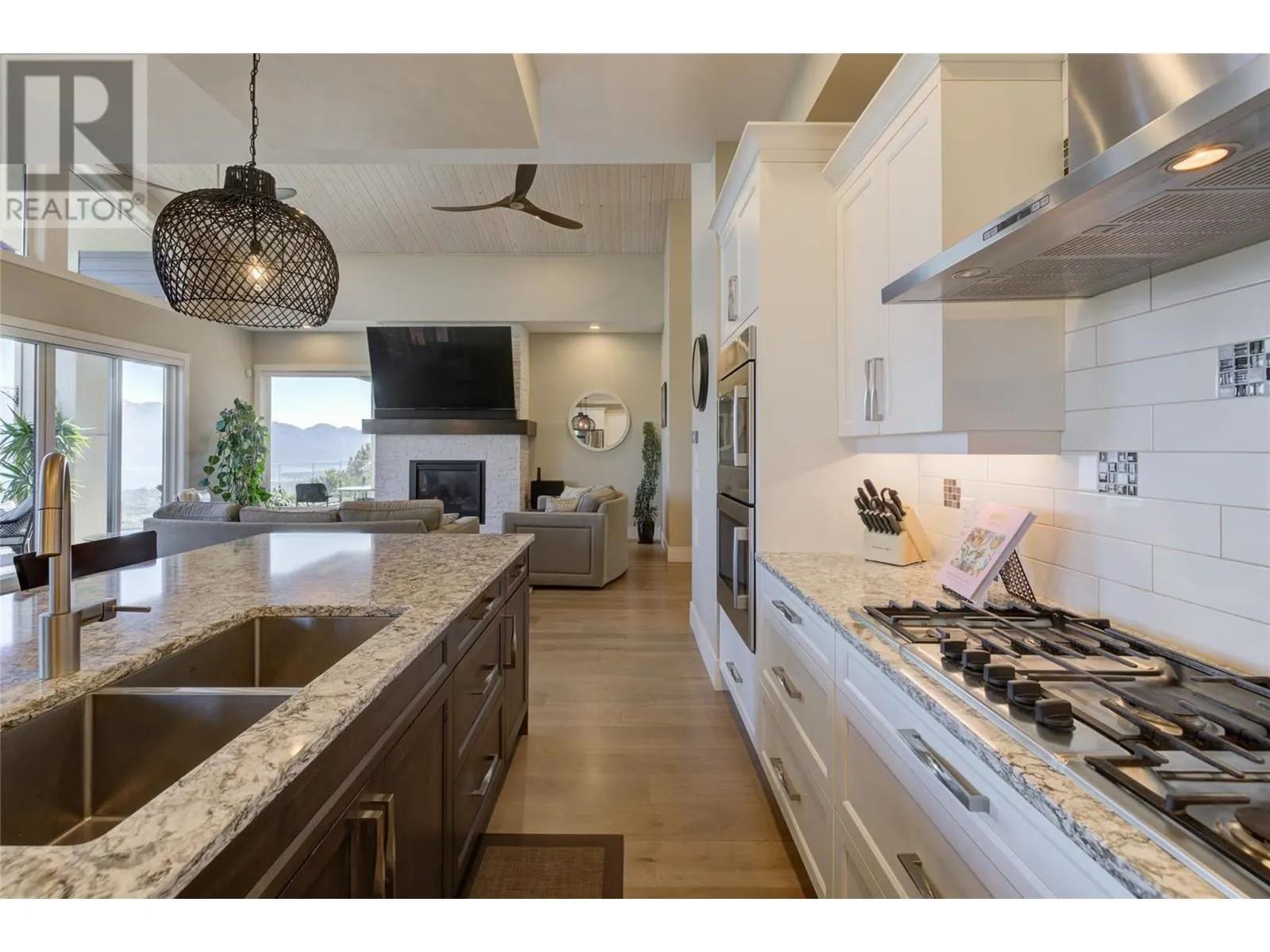 3357 Hihannah View