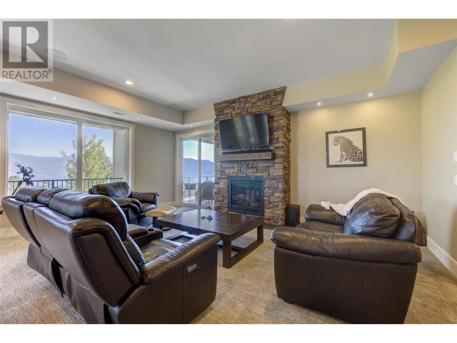3357 Hihannah View