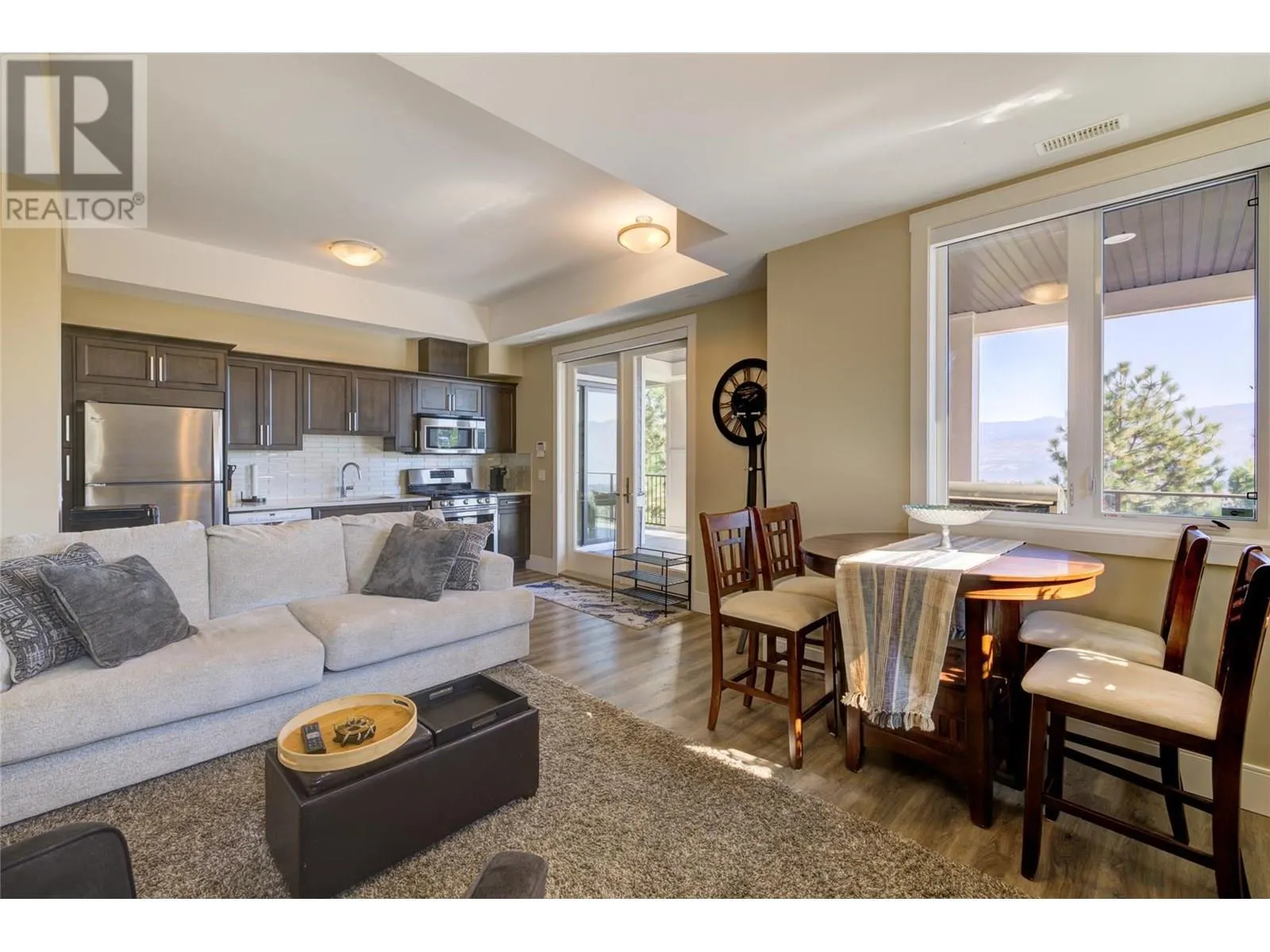 3357 Hihannah View